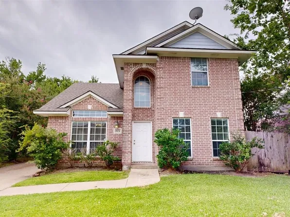 1604 Park Pl, College Station, TX 77840