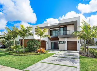 16725 Mosaic Place, Delray Beach, FL 33446