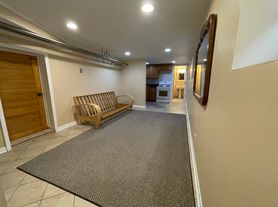 4021 W Barry Ave, Chicago, IL