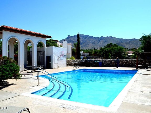 3rd image of 6201 Escondido Dr