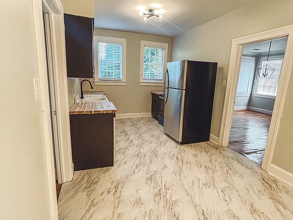 4th image of 1219 Eberhart Ave #3