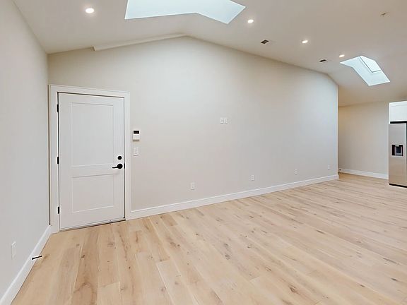 2nd image of 9 Everett St #7