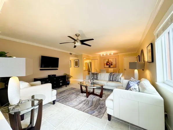 119 NE 19th Court #118G, Wilton Manors, FL 33305
