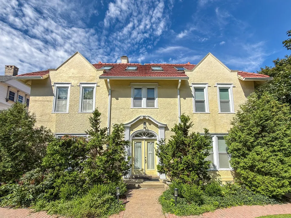 440 Prospect St #3