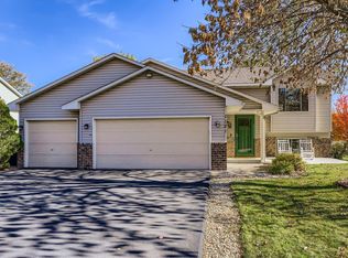 1121 Scott St S, Shakopee, MN 55379