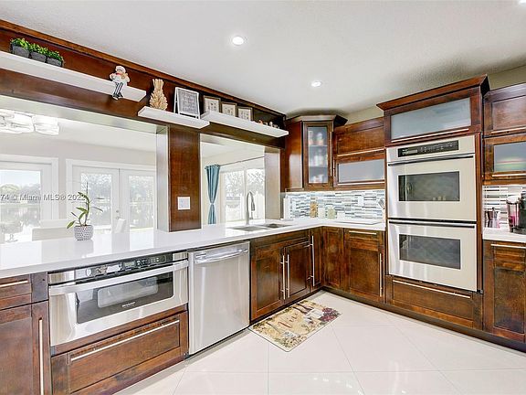 3rd image of 10341 NW 18th Pl