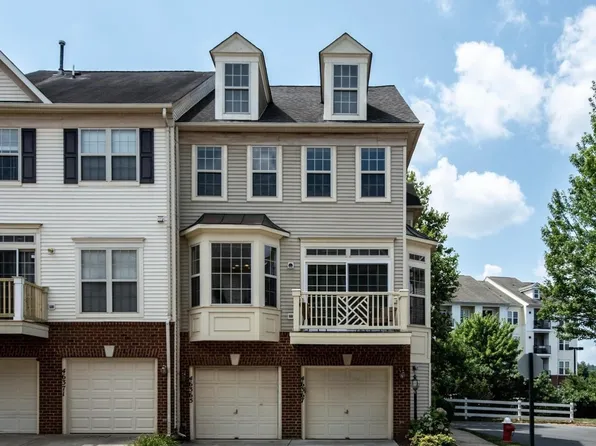 46367 Pryor Sq, Sterling, VA 20165