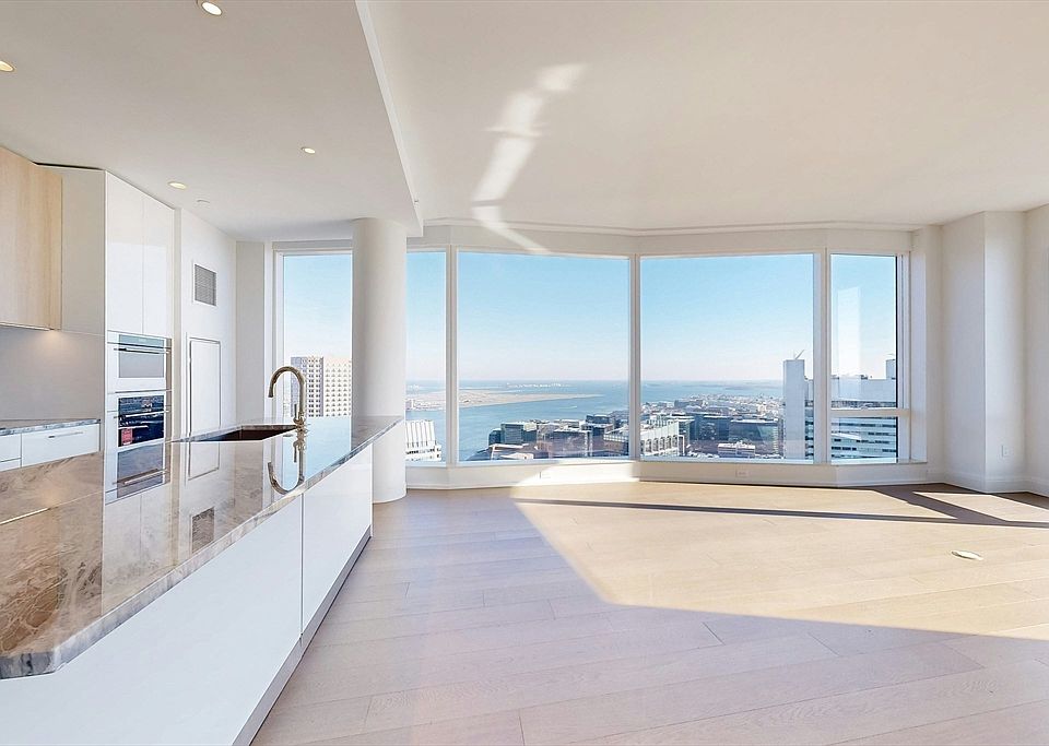 1st image of 240 Devonshire St #4708