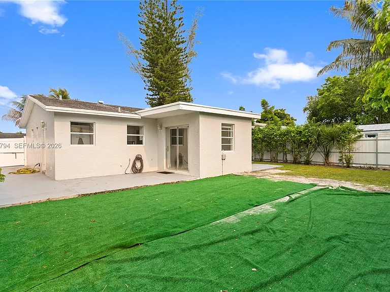 4151 SW 56th Ave — Photo 52