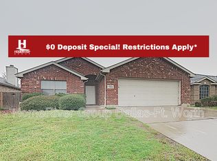 7206 Fossil Creek Dr, Arlington, TX 76002