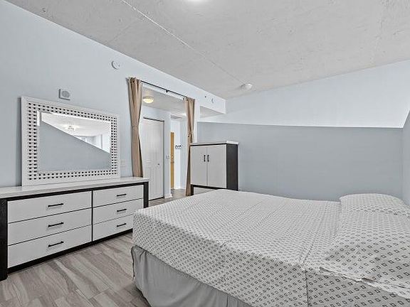 5th image of 300 S Australian Ave Unit 808