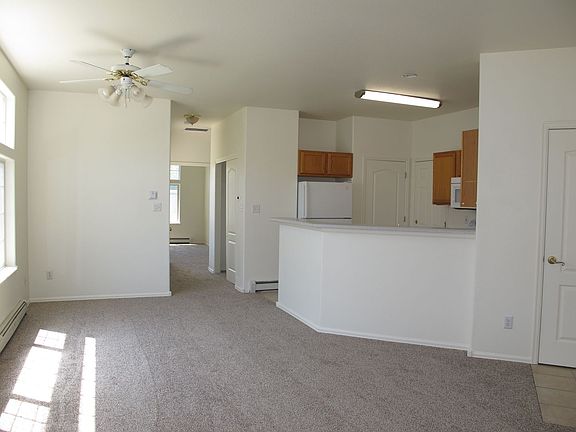 3rd image of 2479 Wellington Ct