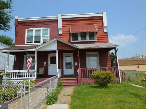 210 E 10th St, Marcus Hook, PA 19061