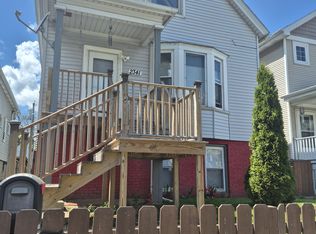 2341 S 11th St, Milwaukee, WI 53215