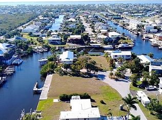 3210 Stabile Rd, Saint James City, FL 33956