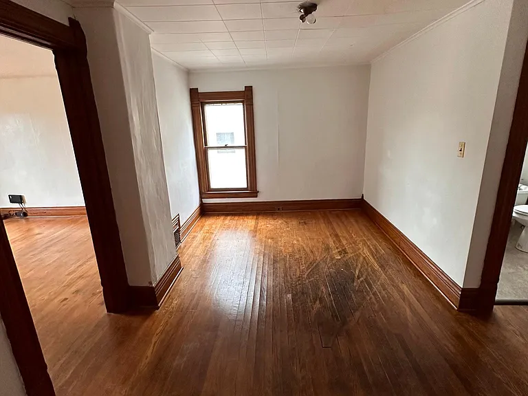 208 Freeman Ave #2 — Photo 3