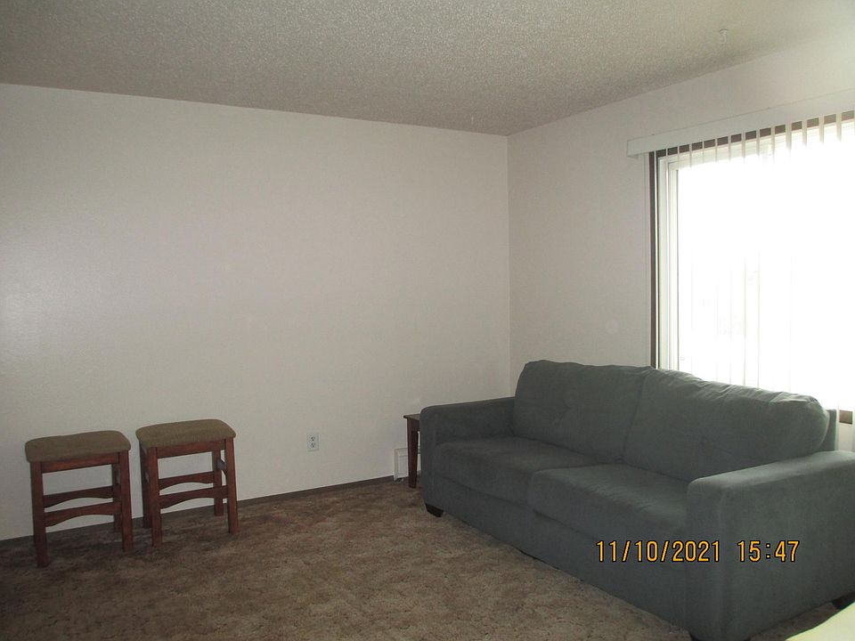 2nd image of 305 Eastdale Dr APT 4
