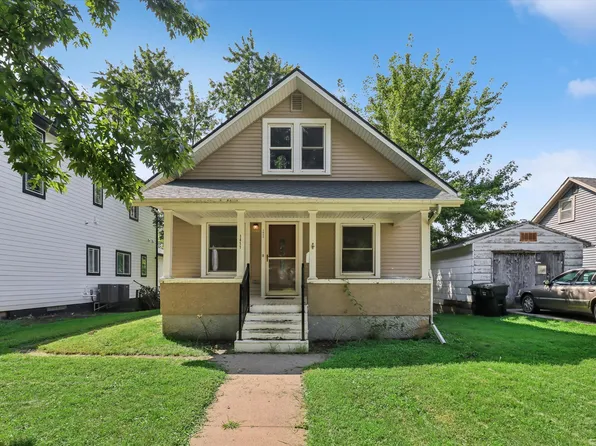 1411 5th St, Perry, IA 50220