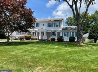 5614 Broadmoor St, Alexandria, VA 22315