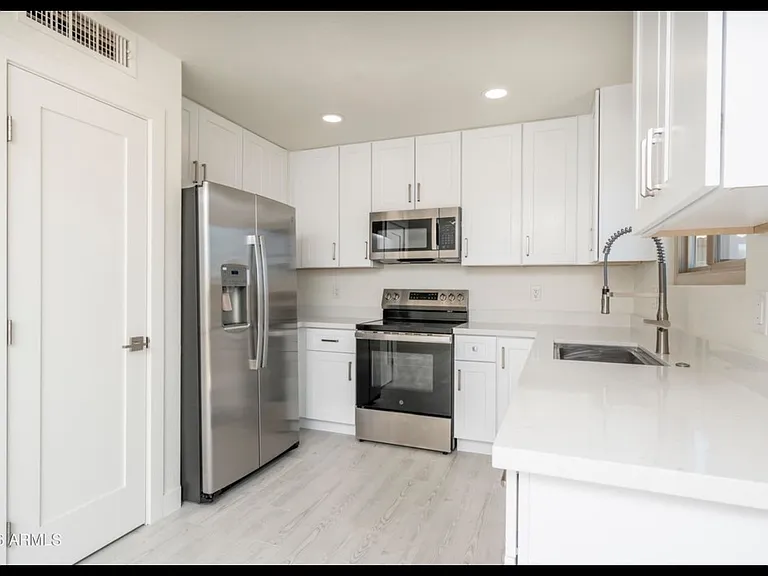 17901 N Lupine Trl — Photo 3