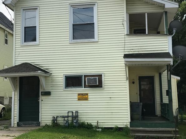 12 Eagle St