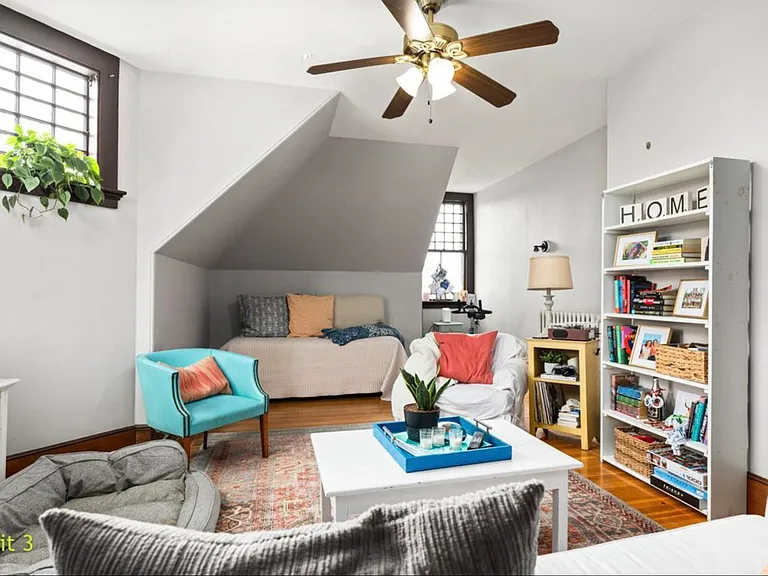 668 Middle St #3 — Photo 3