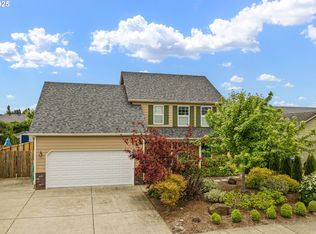1190 Hazelnut Ct, Creswell, OR 97426