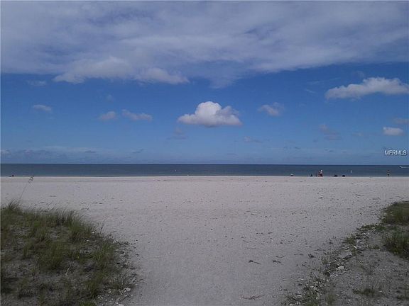 3rd image of 1520 Gulf Blvd APT 1606