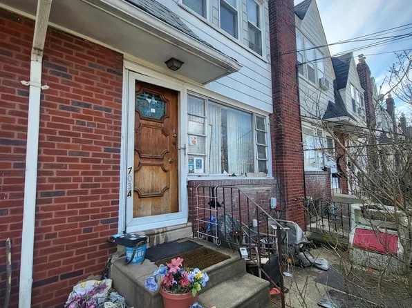 7034 Ruskin Ln, Upper Darby, PA 19082