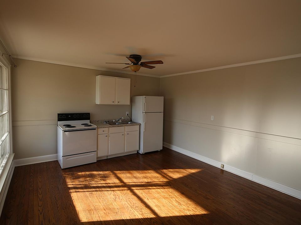Living Room | Kitchen