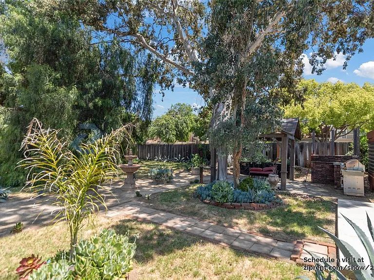 1580 Placer Dr — Photo 23