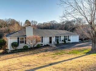 365 Green Harbor Rd, Old Hickory, TN 37138