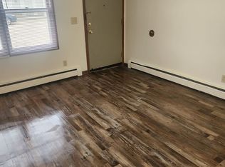 1139 Brosig St APT D, Green Bay, WI 54311