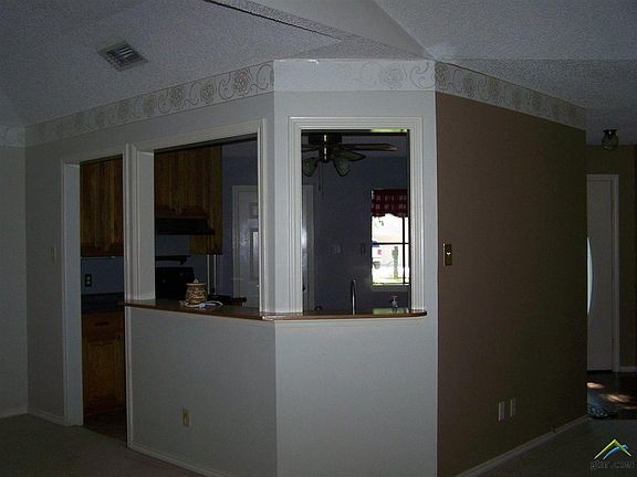 5th image of 18105 Adele Ln