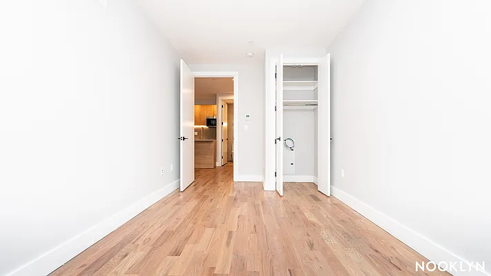 Rented by Nooklyn NYC LLC | media 79