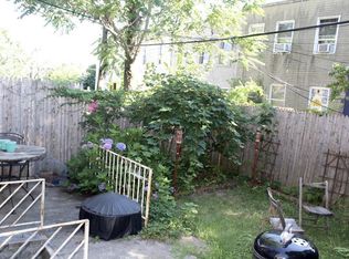 594 17th St APT 1R, Brooklyn, NY 11218