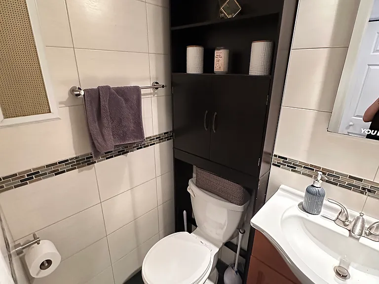 154 Allen St #1B — Photo 11
