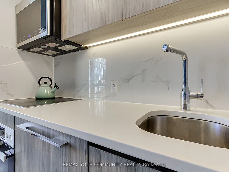 38 Widmer St #2809 — Photo 11