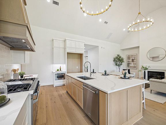 5th image of 403 Venado View Ct