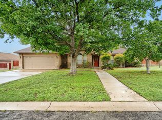 117 White Feather Trl, Del Rio, TX 78840
