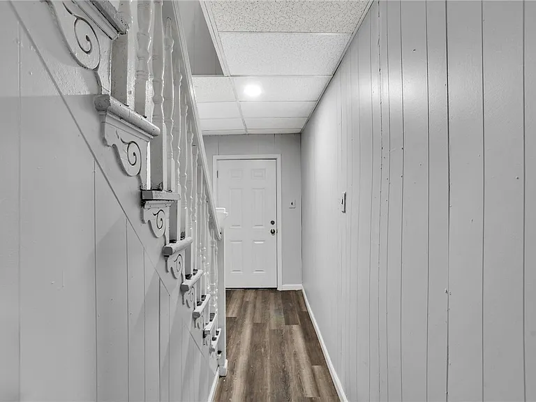 3246 Richardson Ave — Photo 5