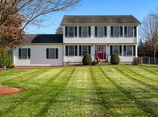 23 Strong Rd, Southampton, MA 01073