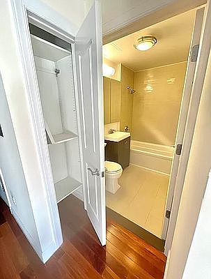 3rd image of 83-30 Kew Gardens Rd #4BV