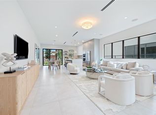 2747 SW 23rd Ter, Miami, FL 33145