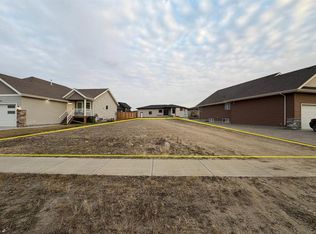 2003 61st Ave, Lloydminster, AB T9V 3R2