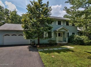 1233 Scotrun Dr, Scotrun, PA 18355