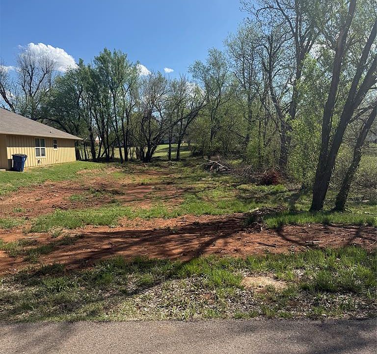 1st image of E Rutgers Ave Lot 1/2