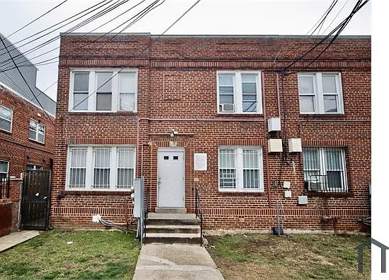 1853 Kendall St NE #3