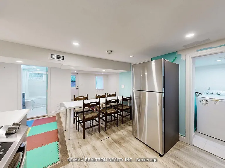757 Srigley St — Photo 5