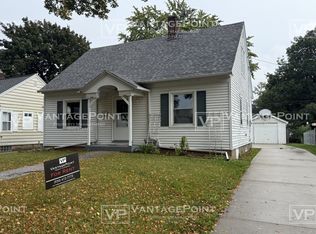 1137 11th Ave, Green Bay, WI 54304